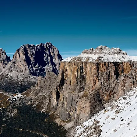 Pordoi Passo Pordoi Vegetarian Hotel