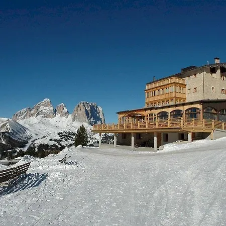 Pordoi Passo Pordoi Vegetarian Hotel Canazei