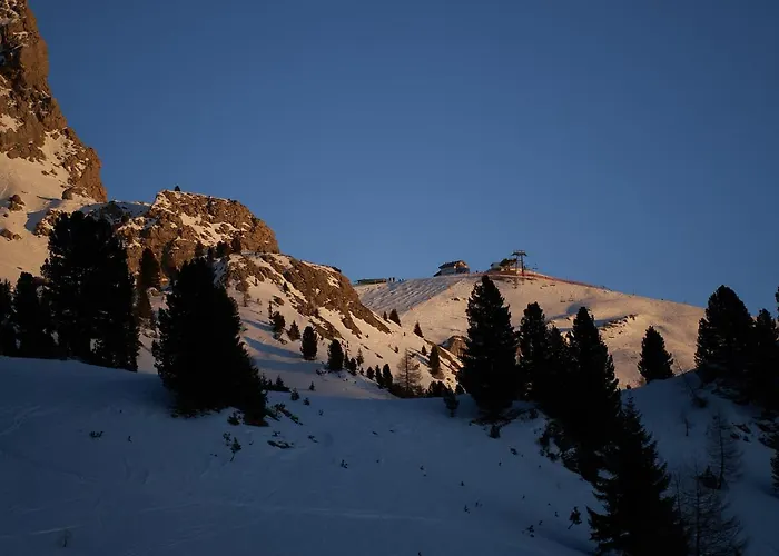 Pordoi Passo Pordoi Vegetarian Hotel *